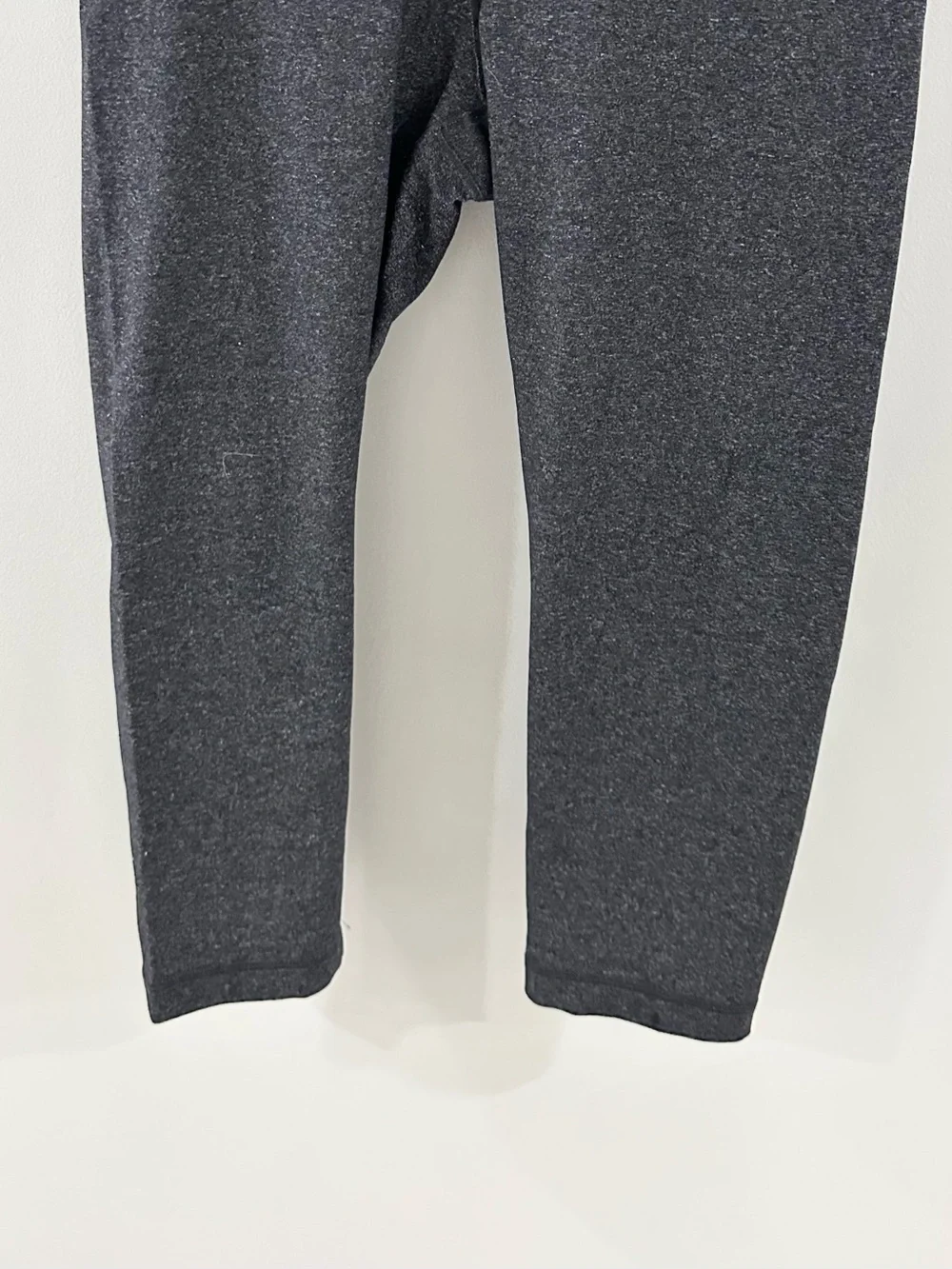 90 Degree By Reflex Cropped Leggings // Gray // Medium